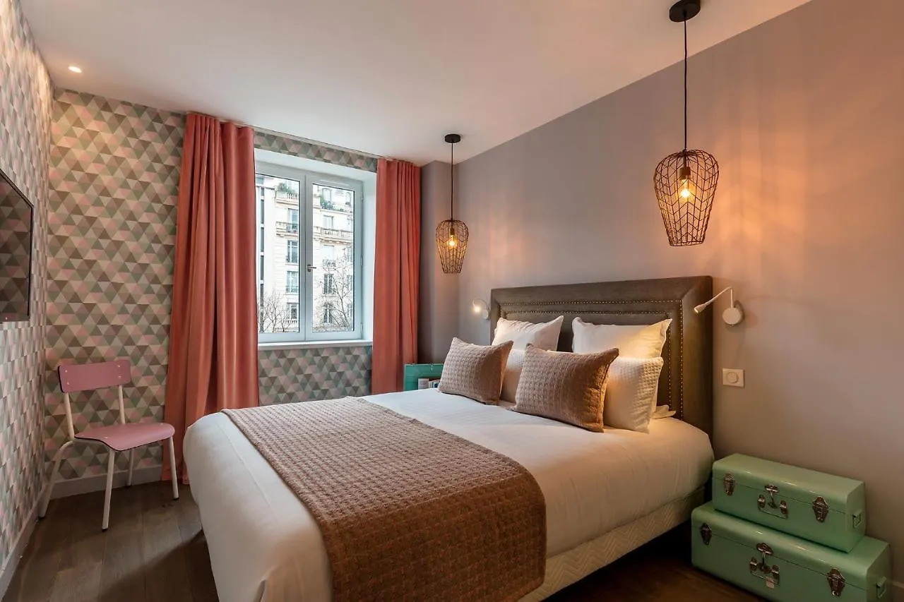 BE YOU LUXURY APART'HÔTEL Paris 4*,